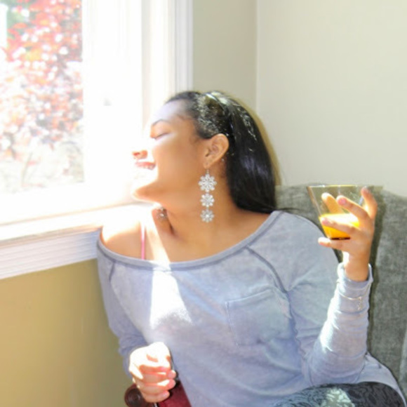 Meet your Posher, Celine - Picture 1 of 1